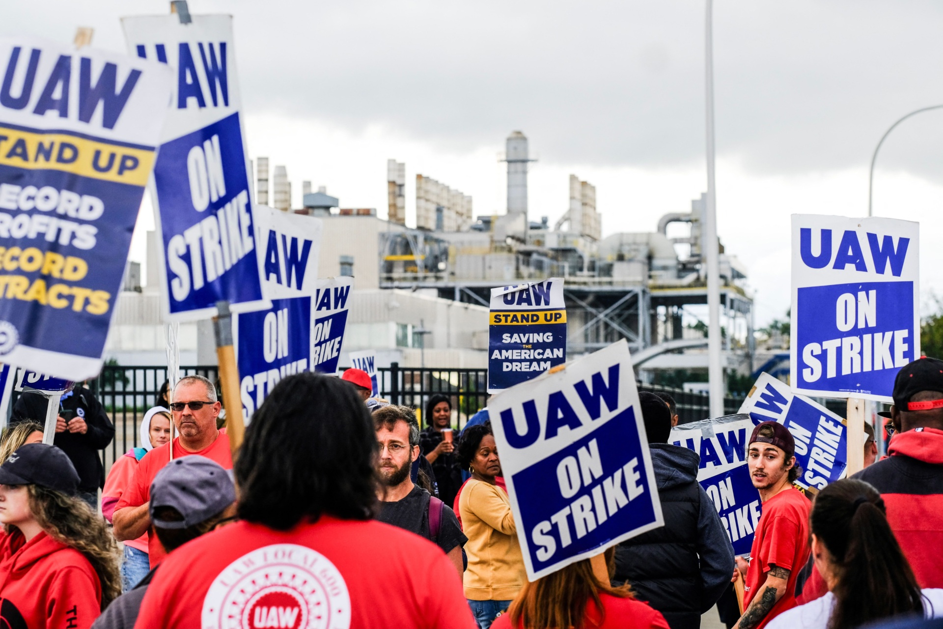 UAW strike officially comes to a successful end?